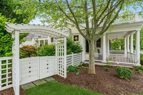 8 Hudson St, Warwick, NY 10990-3558