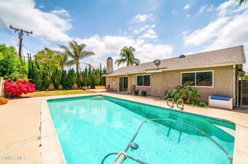 1405 Sorrel St, Simi Valley CA  93065-3338 exterior