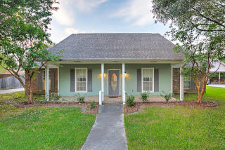 4051 Elizabeth Deborah Dr, Zachary LA  70791-4565 exterior