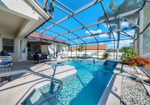 2549 Chapala Dr, Kissimmee FL 34746-3446 exterior