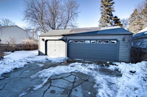 1832 Rankin St, Manitowoc, WI 54220-2640