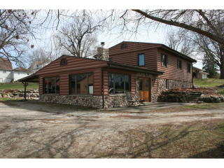 713 Hillside Ter, Norwalk IA  50211-1443 exterior