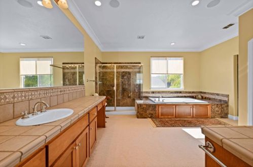 4021 Calistoga Ct, Modesto CA  95356-8987 exterior