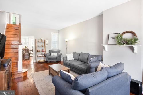 606 Gaul St, Philadelphia, PA 19125-2720