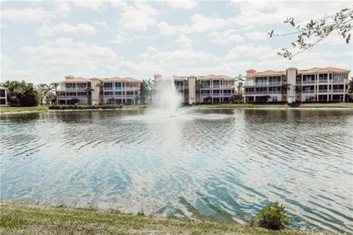 714 Regency Reserve Cir, Naples, FL 34119-2350