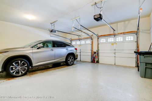 109 Magna Carta Dr, Morganville NJ  07751-5202 exterior