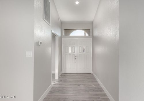 6514 Turquoise Ave, Glendale AZ 85302-1037 exterior