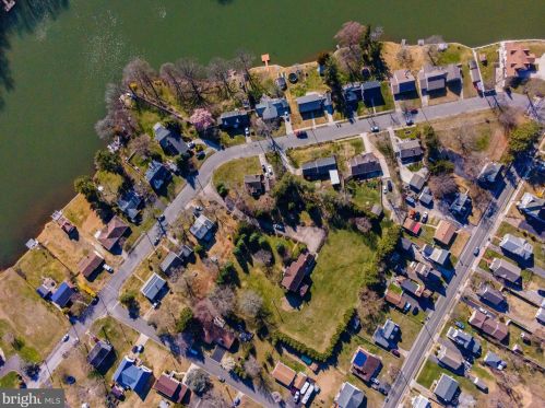 520 Lakeview Dr, Auburn NJ  08085-1248 exterior