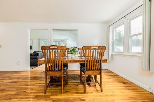 16 Snell Rd, Lee NH  03861-6719 exterior