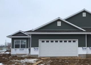 967 Commercial St, Sutliff, IA 52253-8200