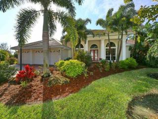 7992 Megan Hammock Way, Sarasota, FL 34240-8244