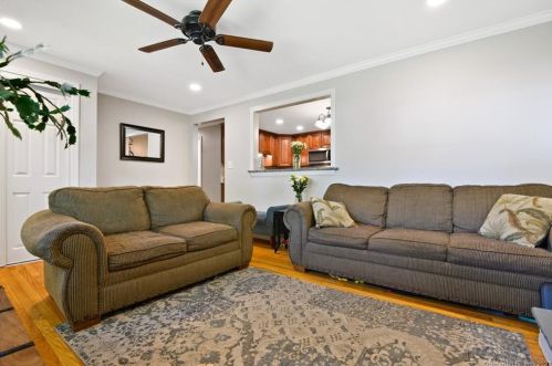 20 Front St, Middletown CT 06457-4424 exterior