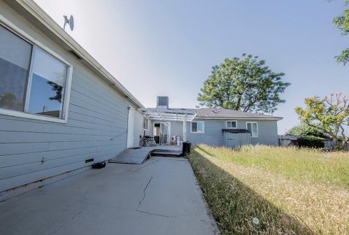 900 Olive Ave, Grayson CA  95363-9415 exterior