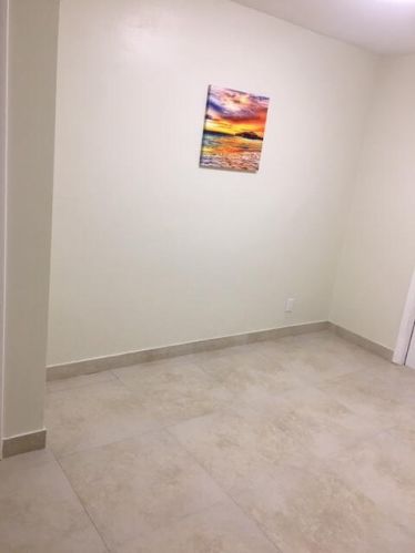 2103 20th Ave, Hollywood FL  33020-2403 exterior
