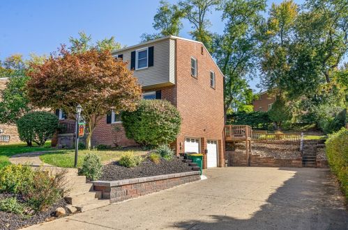 970 Willow Dr, Pittsburgh, PA 15237-2223