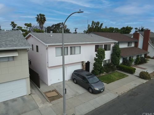 331 Colorado Pl, Long Beach, CA 90814-0750
