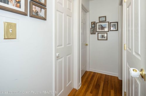 6 Elmwood Pl, Leonardo NJ  07737-1347 exterior