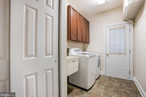 5318 Jacobs Creek Pl, Haymarket VA  20169-6150 exterior