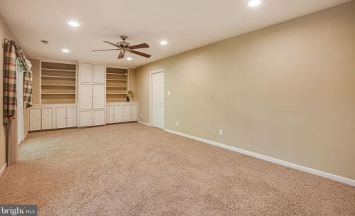 4204 Crooked Stick Ct, Fredericksburg VA  22408-9215 exterior