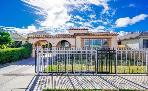 3826 Walnut Ave, Lynwood, CA 90262-3635