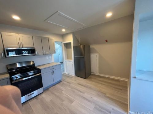 170 Orchard St, Bridgeport CT  06608-1308 exterior