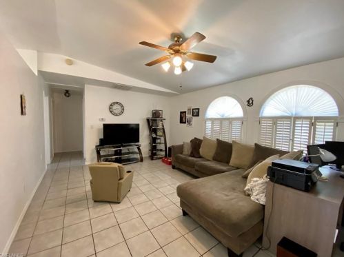 1005 6th Ave, Cape Coral, FL 33909-1365