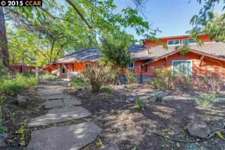 3 Foothill Park Ter, Lafayette, CA 94549-2206