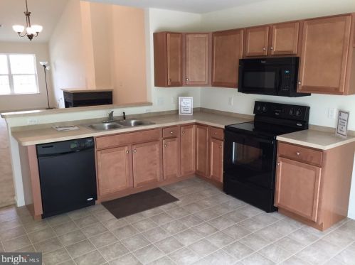163 Palomino Way, Red Lion, PA 17356-7907