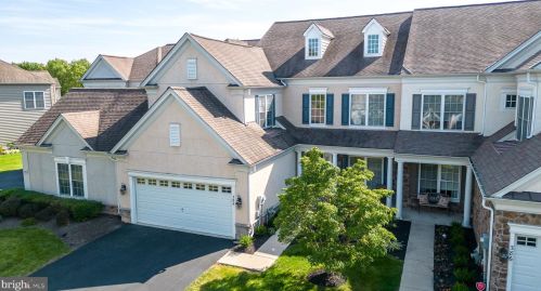 384 Primrose Dr, Lansdale, PA 19446-5693