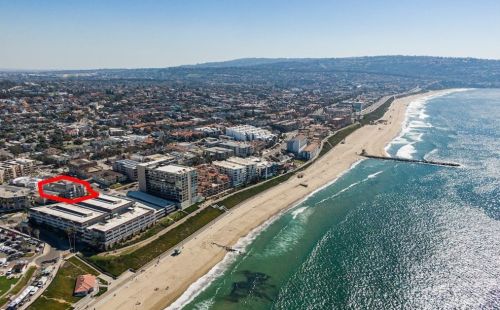 428 Esplanade, Redondo Beach CA  90277-3733 exterior