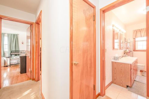 1129 Park St, Bellefontaine OH  43311-2330 exterior