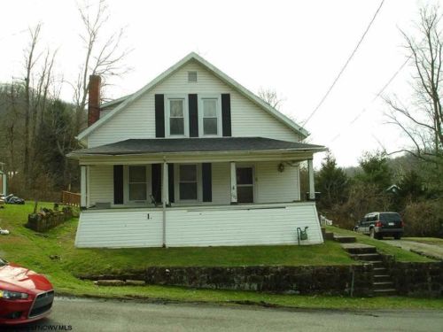 202 Liberty St, Haymond, WV 26354-1719