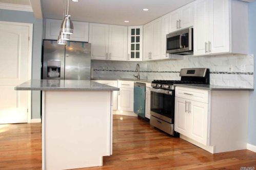 163-37 95th St, Jamaica, NY 11414-2216