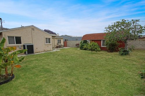 712 Encinitas Ave, San Diego CA 92114-4808 exterior