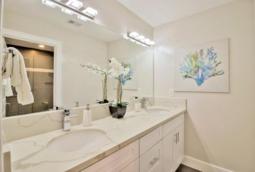 355 Morse Ave, Sunnyvale, CA 94085-4330