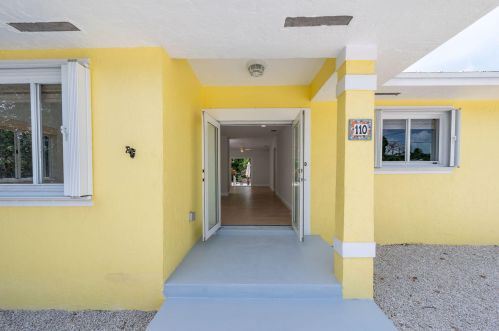 110 Marina Ave, Key Largo FL  33037-4311 exterior