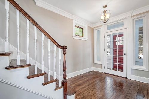 49 Elmont Ave, Rye Brook, NY 10573-3025
