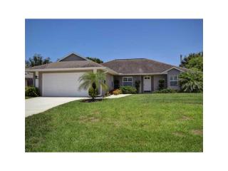 122 Keystone Dr, Sebastian, FL 32958-6926