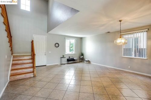 310 Malicoat Ave, Oakley CA  94561-2757 exterior