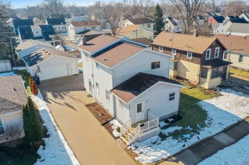 341 Grandview Ave, Menasha WI  54952-2225 exterior