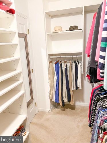 7328 Hampton Manor Pl, Springfield VA 22150-4921 exterior