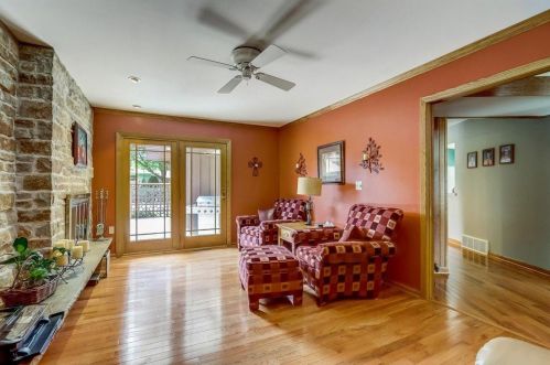 5237 20th St, Milwaukee WI 53233-2548 exterior