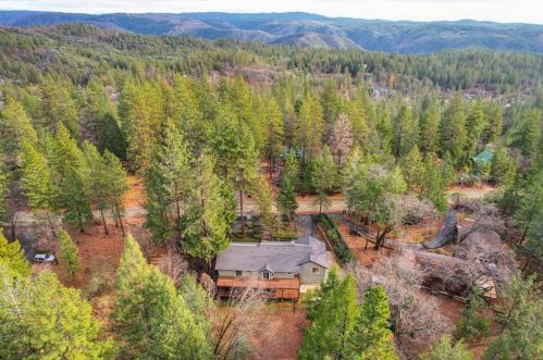 6184 Green Ridge Dr, Michigan Bluff CA  95631-9653 exterior