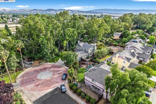 795 Daisyfield Dr, Livermore CA  94551-3990 exterior
