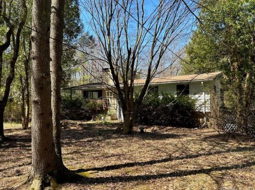 20 Wilson Rd, Putnam, CT 06260-3123