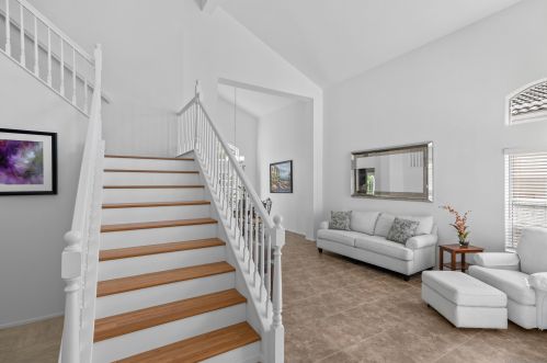 2238 Brookhaven Pass, Vista, CA 92081-8334