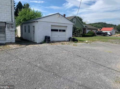 12547 William Penn Hwy, Maze, PA 17094-9015