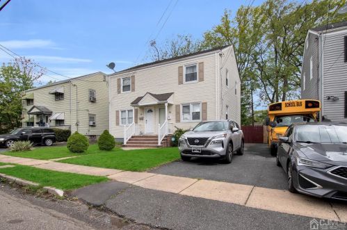 54 Martin Ter, Woodbridge, NJ 07095-3413