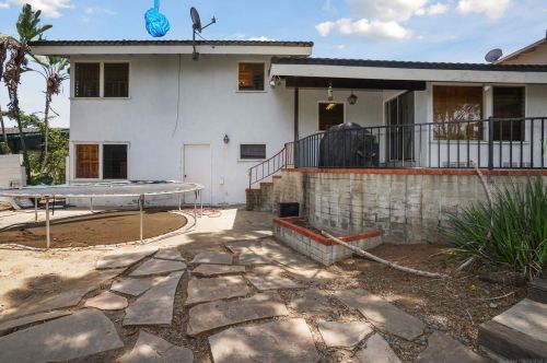 5422 Redding Rd, San Diego CA  92115-1133 exterior