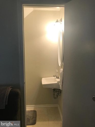 3094 Harbour Dr, Palmyra NJ 08065-2217 exterior